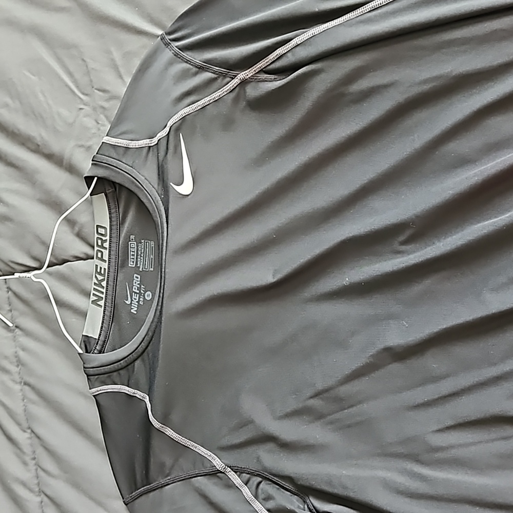 Mens nike pro dri-fit small